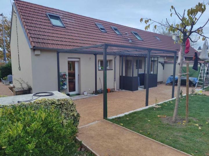 Aménagement extérieur en métal Isère